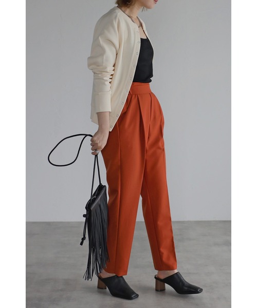 Bonjour Sagan(ボンジュールサガン)の「ウエストゴムテーパードパンツ(スラックス・レディース・ブラウン/ブルー/ブラック/グリーン/パープル/イエロー/グレイッシュベージュ/オレンジ/テラコッタ/ブルーグリーン/キャメル/ネイビー/ブルー系その他/ライトグレー/ダークグリーン/レッド/マスタード・FREE/L)」の21枚目の写真