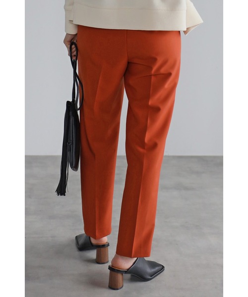 Bonjour Sagan(ボンジュールサガン)の「ウエストゴムテーパードパンツ(スラックス・レディース・ブラウン/ブルー/ブラック/グリーン/パープル/イエロー/グレイッシュベージュ/オレンジ/テラコッタ/ブルーグリーン/キャメル/ネイビー/ブルー系その他/ライトグレー/ダークグリーン/レッド/マスタード・FREE/L)」の22枚目の写真