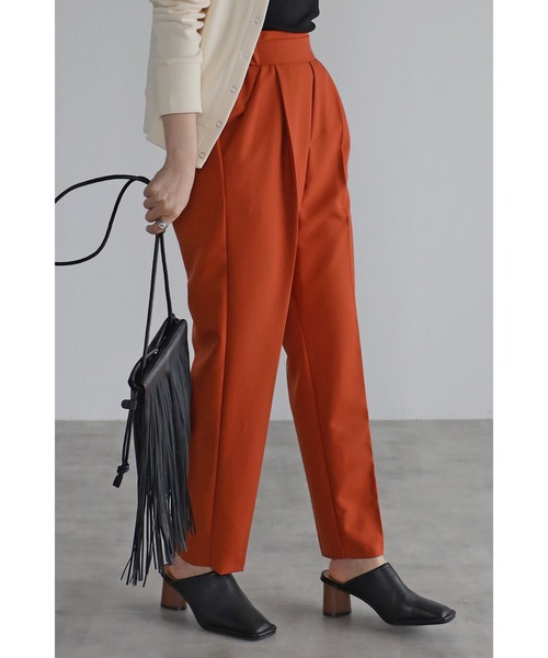 Bonjour Sagan(ボンジュールサガン)の「ウエストゴムテーパードパンツ(スラックス・レディース・ブラウン/ブルー/ブラック/グリーン/パープル/イエロー/グレイッシュベージュ/オレンジ/テラコッタ/ブルーグリーン/キャメル/ネイビー/ブルー系その他/ライトグレー/ダークグリーン/レッド/マスタード・FREE/L)」の20枚目の写真