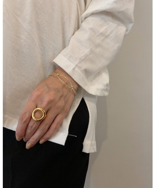 mou(モウ)の「Plump Foop Ring(リング・レディース・シルバー/ゴールド・FREE)」の4枚目の写真