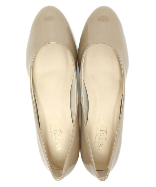 LE TALON（ルタロン）の「6cm エナメルプレーン（パンプス・レディース・ベージュ/ピンク/ブラック・38/36/35.5/37.5/36.5/35）」の4枚目の写真