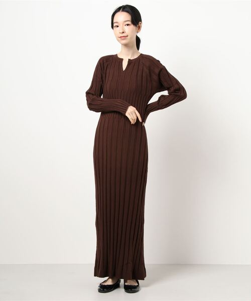 KOBE LETTUCE（コウベレタス）の「キーネックリブニットワンピース（ワンピース・レディース・ブラック/ブラウン/カーキ・FREE）」の9枚目の写真