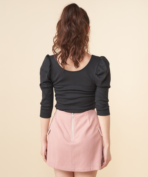 MIIA(ミーア)の「2wayパワーショルダートップス(Tシャツ/カットソー・レディース・ブラック/ベージュ/オフホワイト/ピンク・FREE)」の6枚目の写真