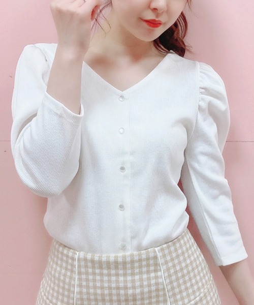 MIIA(ミーア)の「2wayパワーショルダートップス(Tシャツ/カットソー・レディース・ブラック/ベージュ/オフホワイト/ピンク・FREE)」の14枚目の写真