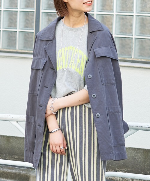 CIAOPANIC TYPY(チャオパニックティピー)の「光沢リネンBIGシャツジャケット(シャツ/ブラウス・レディース・ブルー/チャコールグレー/カーキ・ONE SIZE)」の2枚目の写真