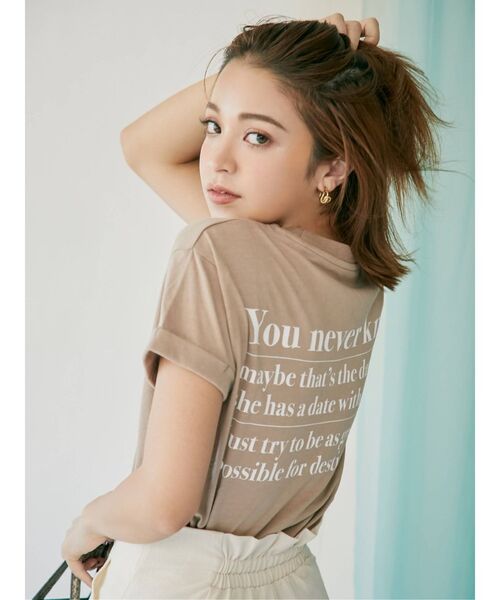RESEXXY（リゼクシー）の「バックプリントロゴTシャツ（Tシャツ/カットソー・レディース・ベージュ/オフホワイト/ブルー・FREE）」の20枚目の写真