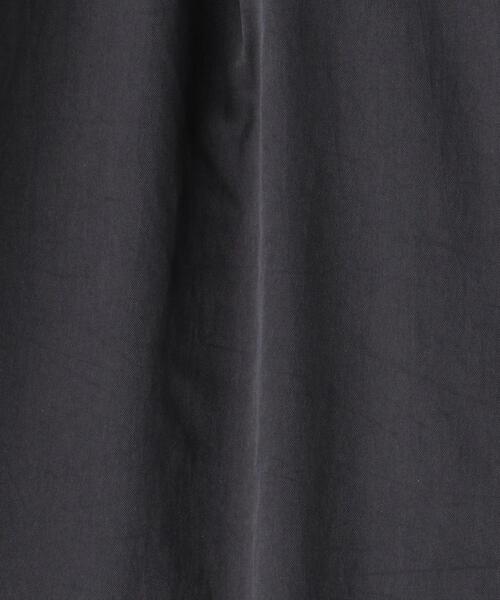 UNITED ARROWS（ユナイテッドアローズ）の「＜UNITED ARROWS＞ ツイル ストレッチ 1プリーツ ワイドテーパード "Carrot"（その他パンツ・メンズ・ダークグレー/モカ/ナチュラル・SMALL/MEDIUM/LARGE/X-LARGE）」の18枚目の写真