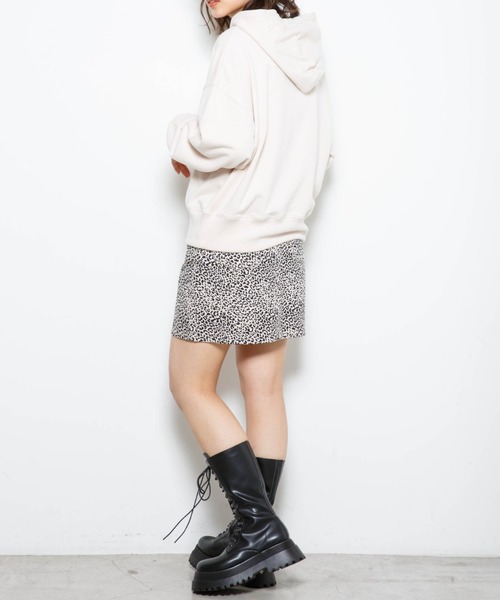 WEGO（ウィゴー）の「WEGO/カラードロップショルダーパーカー（スウェット・レディース・スミクロ/ホワイト/サックスブルー/パープル・MEDIUM/SMALL）」の6枚目の写真