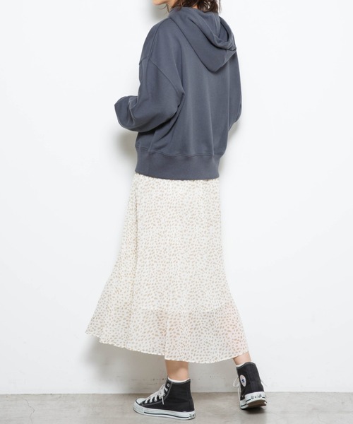 WEGO（ウィゴー）の「WEGO/カラードロップショルダーパーカー（スウェット・レディース・スミクロ/ホワイト/サックスブルー/パープル・MEDIUM/SMALL）」の9枚目の写真