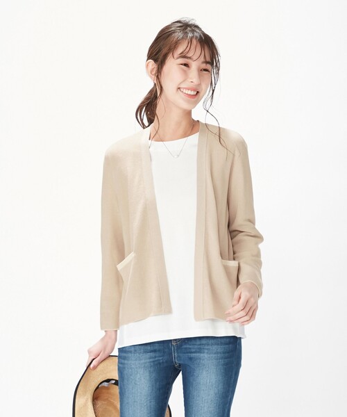 J.PRESS(ジェイプレス)の「【洗える】片畦Vネック ショートカーディガン(カーディガン/ボレロ・レディース・ライトグレー系/ブラウン系/ベージュ系・T13)」の3枚目の写真
