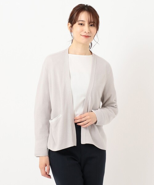 J.PRESS(ジェイプレス)の「【洗える】片畦Vネック ショートカーディガン(カーディガン/ボレロ・レディース・ライトグレー系/ブラウン系/ベージュ系・T13)」の9枚目の写真