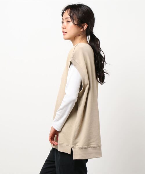 AMERICAN HOLIC（アメリカンホリック）の「クルーネック裏毛ベスト　＊（ベスト・レディース・ライトグレー/オフホワイト/ベージュ・FREE）」の8枚目の写真