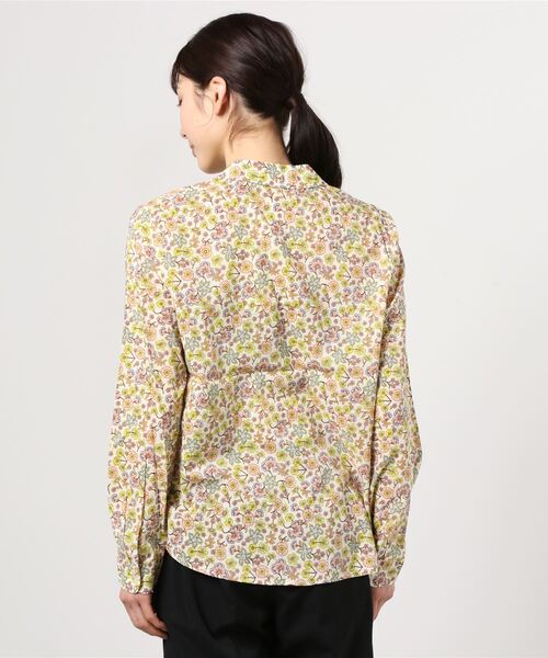 MAISON SCOTCH（メゾンスコッチ）の「フラワープリント ボタンアップシャツ【161502】（シャツ/ブラウス・レディース・オレンジ系その他・SMALL/MEDIUM）」の3枚目の写真