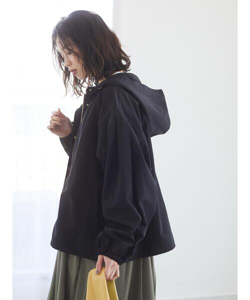 ELENCARE DUE（エレンカーレデュエ）の「・ELENCARE DUE デザインマウンテンパーカー＊（マウンテンパーカー・レディース・ベージュ/アイボリー/ネイビー/ブラック・FREE）」の8枚目の写真