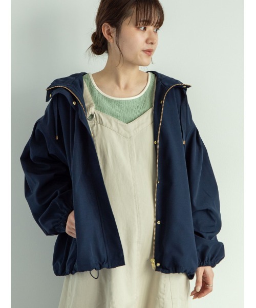 ELENCARE DUE（エレンカーレデュエ）の「・ELENCARE DUE デザインマウンテンパーカー＊（マウンテンパーカー・レディース・ベージュ/アイボリー/ネイビー/ブラック・FREE）」の4枚目の写真