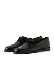 Manolo Blahnik（マノロ・ブラニク）の「MANOLO BLAHNIK / 