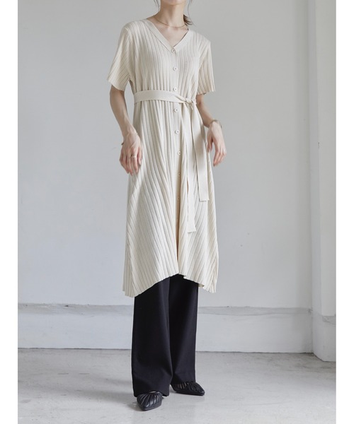 amel（エイメル）の「リブニットワンピース（ワンピース・レディース・ベージュ・FREE）」の5枚目の写真