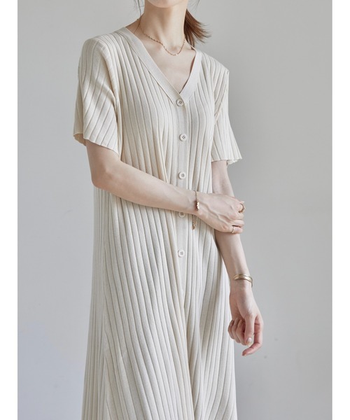 amel（エイメル）の「リブニットワンピース（ワンピース・レディース・ベージュ・FREE）」の10枚目の写真