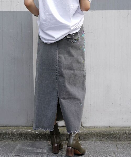 surt(サート)の「SURT(サート)ペイントロングスカート(デニムスカート・レディース・グレー/インディゴブルー・SMALL/MEDIUM)」の13枚目の写真