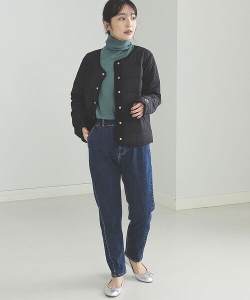 BEAMS HEART（ビームスハート）の「BEAMS HEART / ショート ダウンジャケット（ダウンジャケット/コート・レディース・ブラック/ベージュ/オリーブ・SMALL/MEDIUM）」の7枚目の写真