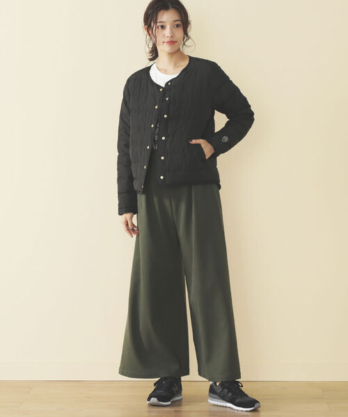 BEAMS HEART（ビームスハート）の「BEAMS HEART / ショート ダウンジャケット（ダウンジャケット/コート・レディース・ブラック/ベージュ/オリーブ・SMALL/MEDIUM）」の11枚目の写真