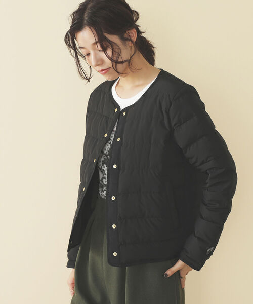 BEAMS HEART（ビームスハート）の「BEAMS HEART / ショート ダウンジャケット（ダウンジャケット/コート・レディース・ブラック/ベージュ/オリーブ・SMALL/MEDIUM）」の17枚目の写真