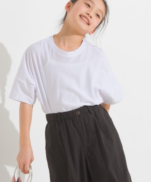 OMNES（オムネス）の「キッズ梨地ビッグボックス半袖Tシャツ（Tシャツ/カットソー・キッズ・ホワイト/ブラック/グリーン系その他/サーモンピンク・100/110/120/130/140）」の2枚目の写真