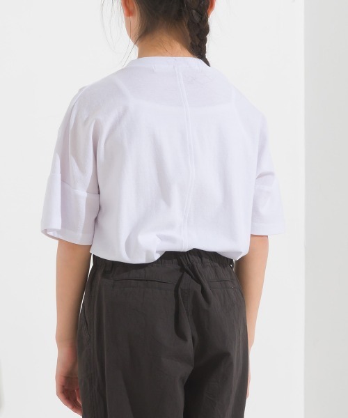 OMNES（オムネス）の「キッズ梨地ビッグボックス半袖Tシャツ（Tシャツ/カットソー・キッズ・ホワイト/ブラック/グリーン系その他/サーモンピンク・100/110/120/130/140）」の7枚目の写真