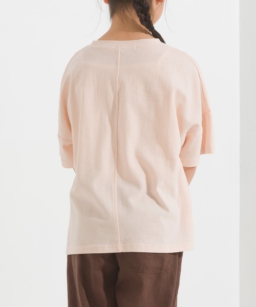 OMNES（オムネス）の「キッズ梨地ビッグボックス半袖Tシャツ（Tシャツ/カットソー・キッズ・ホワイト/ブラック/グリーン系その他/サーモンピンク・100/110/120/130/140）」の17枚目の写真