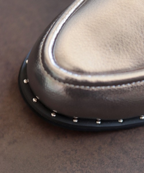 SESTO（セスト）の「スタッズデザインのコインローファーミュールスリッパサンダル（スリッポン・レディース・ブラック/シルバー系その他・LL/3L/S/M/L）」の9枚目の写真