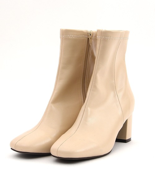 POU DOU DOU（プードゥドゥ）の「ストレッチショートブーツ（ブーツ・レディース・ブラック/ナチュラル/ブルー・4/3）」の7枚目の写真