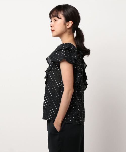 Allamanda（アラマンダ）の「フリルフレア前開きブラウス(SETUP対応)（Tシャツ/カットソー・レディース・ホワイト系8/ブラック系その他5/ブラウン系その他2/ブラウン系4・M）」の6枚目の写真
