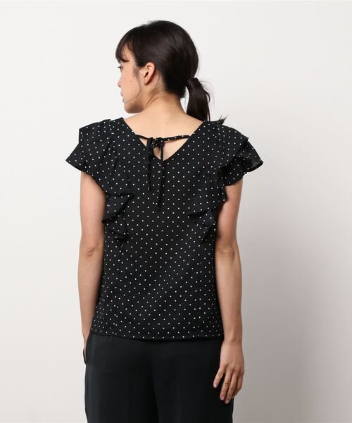 Allamanda（アラマンダ）の「フリルフレア前開きブラウス(SETUP対応)（Tシャツ/カットソー・レディース・ホワイト系8/ブラック系その他5/ブラウン系その他2/ブラウン系4・M）」の5枚目の写真