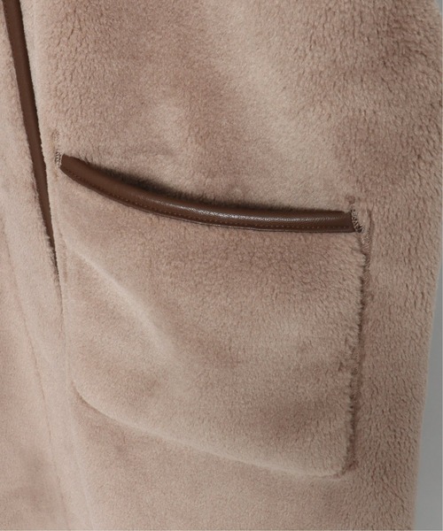 ikka（イッカ）の「リバーシブルフェイクムートンコート（ムートンコート・レディース・オフホワイト/スモークグレー/オリーブ・M/L）」の9枚目の写真
