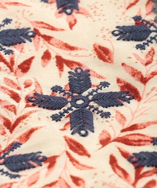 チチカカ（チチカカ）の「リーフプリントバロチ風ワンピース（ワンピース・レディース・ブラック/アイボリー・FREE）」の6枚目の写真