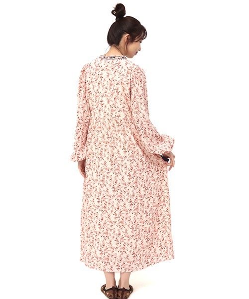 チチカカ（チチカカ）の「リーフプリントバロチ風ワンピース（ワンピース・レディース・ブラック/アイボリー・FREE）」の7枚目の写真