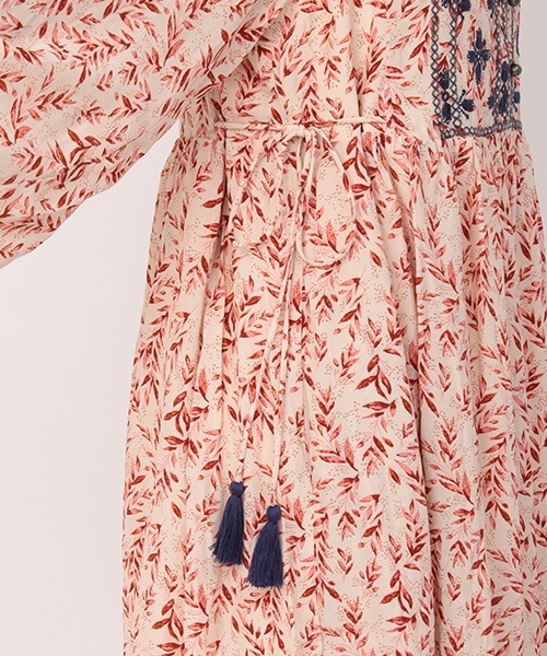 チチカカ（チチカカ）の「リーフプリントバロチ風ワンピース（ワンピース・レディース・ブラック/アイボリー・FREE）」の10枚目の写真