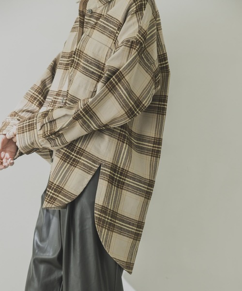 URBAN RESEARCH（アーバンリサーチ）の「モールチェックオーバーシャツ（シャツ/ブラウス・レディース・アイボリー/ベージュ系その他・FREE）」の6枚目の写真