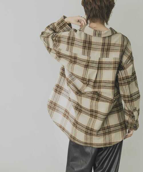 URBAN RESEARCH（アーバンリサーチ）の「モールチェックオーバーシャツ（シャツ/ブラウス・レディース・アイボリー/ベージュ系その他・FREE）」の20枚目の写真