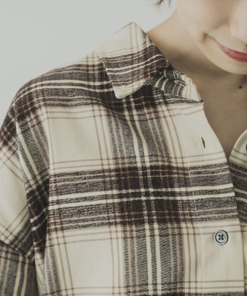 URBAN RESEARCH（アーバンリサーチ）の「モールチェックオーバーシャツ（シャツ/ブラウス・レディース・アイボリー/ベージュ系その他・FREE）」の7枚目の写真