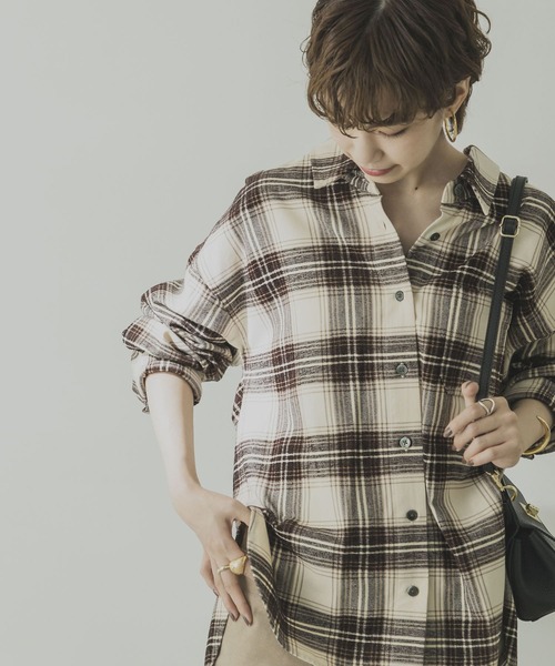 URBAN RESEARCH（アーバンリサーチ）の「モールチェックオーバーシャツ（シャツ/ブラウス・レディース・アイボリー/ベージュ系その他・FREE）」の4枚目の写真