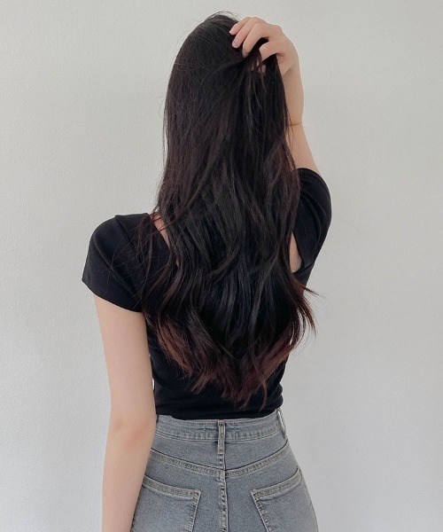 NANING9（ナンニング）の「SONYUNARA モダンスクエアネック半袖Tシャツ（Tシャツ/カットソー・レディース・ブラック/グレー・FREE）」の17枚目の写真