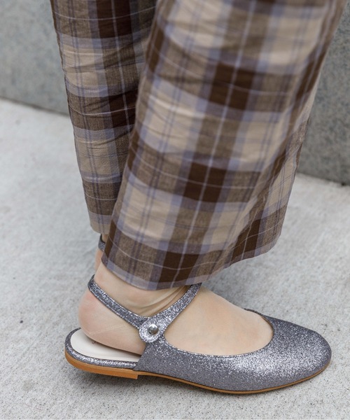 flower(フラワー)の「スパークルストラップバレエパンプス(パンプス・レディース・グレー/シルバー/ゴールド・6/7/8)」の8枚目の写真