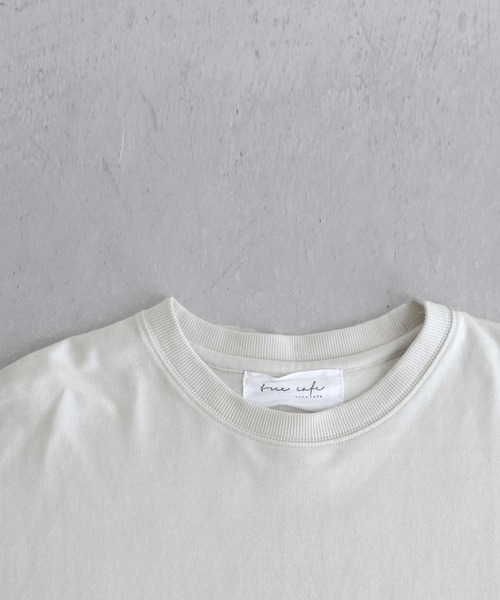 antiqua(アンティカ)の「こなれシルエット決まる!バスク生地ロングTシャツ(Tシャツ/カットソー・レディース・オフホワイト/ブラック/パープル/マスタード・FREE)」の5枚目の写真