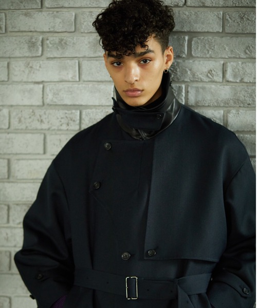 TAUPE（トープ）の「【TAUPE/トープ】 テトロンウールモーターサイクルコート（トレンチコート・メンズ・ベージュ/ネイビー・1/2）」の2枚目の写真