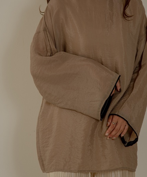 lawgy（ラウジー）の「airy high neck blouse（シャツ/ブラウス・レディース・ホワイト/ブラウン/グレー・FREE）」の7枚目の写真