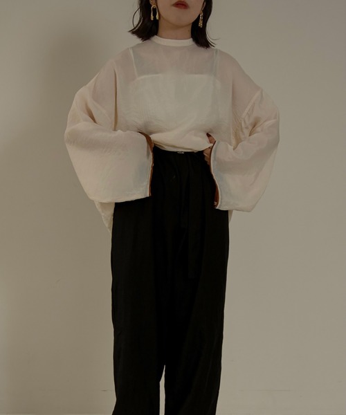 lawgy（ラウジー）の「airy high neck blouse（シャツ/ブラウス・レディース・ホワイト/ブラウン/グレー・FREE）」の17枚目の写真