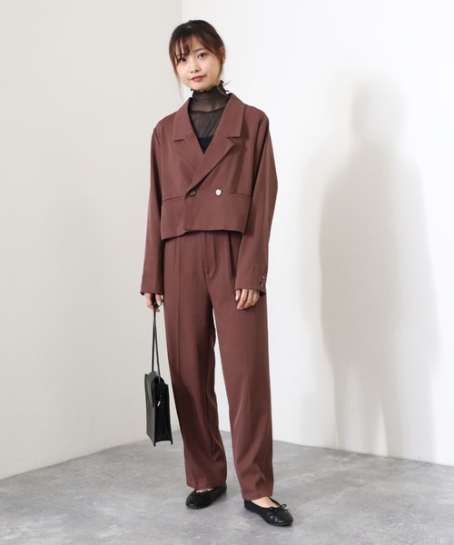 archives(アルシーヴ)の「【setupにも】タックテーパードパンツ(その他パンツ・レディース・ブラウン/ブルー/グリーン系その他/グレイッシュベージュ・MEDIUM)」の14枚目の写真
