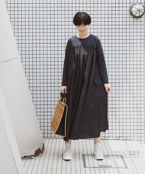 note et silence (ノートエシロンス)の「◇【 AMB100貨 】トルファンコットン コンボギャザーワンピース(ワンピース・レディース・グレー/ブラック/ネイビー・FREE)」の4枚目の写真