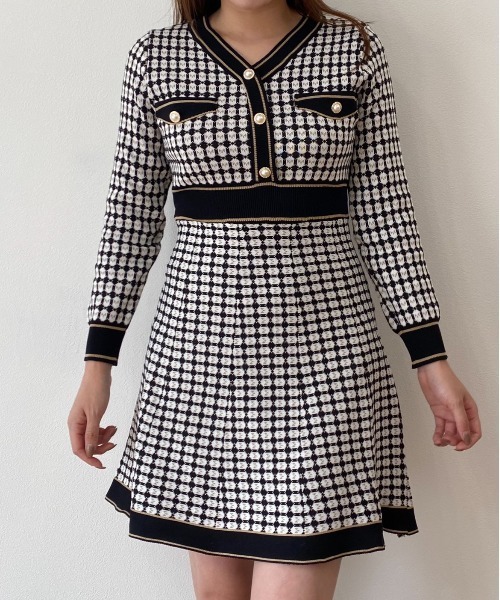 titty＆Co. PETIT（ティティアンドコープティ）の「【titty&Co.PETIT】Vネックチェックニットワンピース（ワンピース・レディース・マルチ・SMALL/MEDIUM）」の11枚目の写真